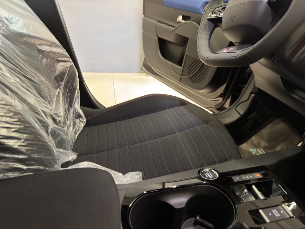LANCIA YPSILON KM0 1200 HYBRID 110 CV HF VARI COLORI